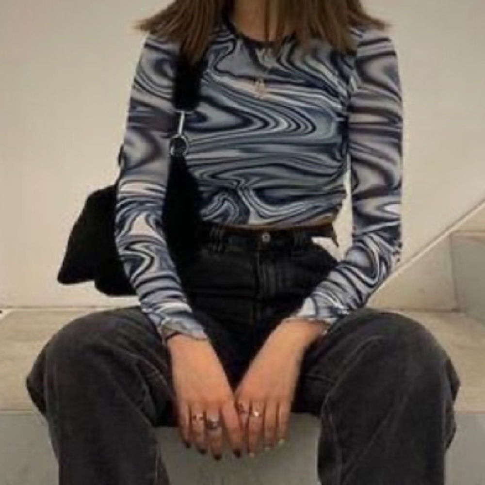 Marble Patterned Adjustable Crop Full Sleeve Sz XS